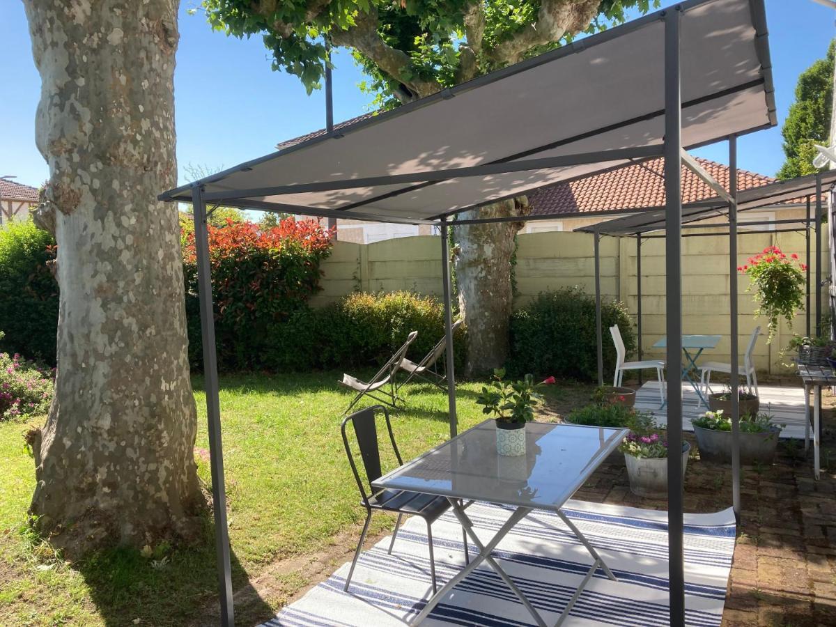 Appartement 2/3 Personnes A 10 Minutes De Contis Plage Saint-Julien-en-Born Eksteriør billede